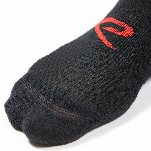 oUTLAST Calcetines NEGROS DE INVIERNO PARA BICICLETA 18 CM