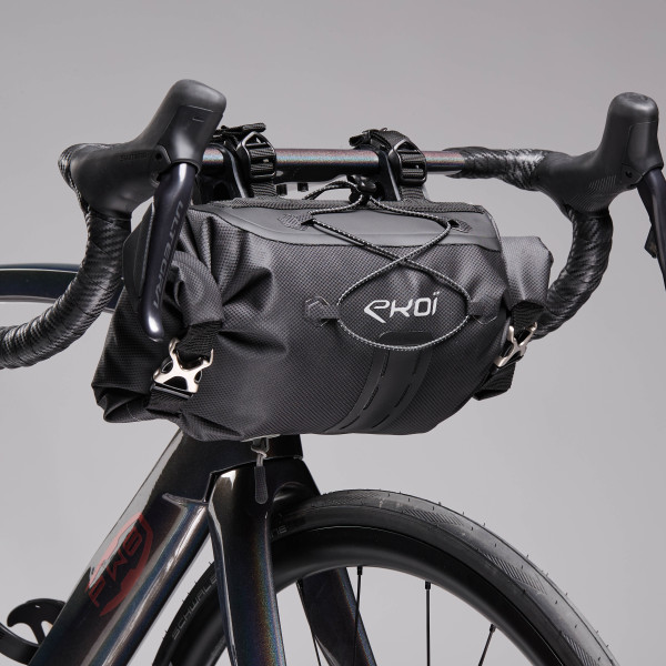 Alforja de manillar EKOI Racing GRAVEL BIKE PACKING EXPLORER Negra 8L