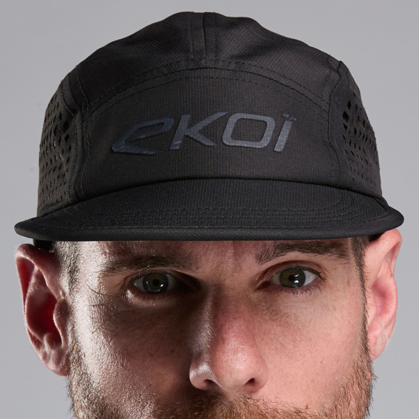 Gorra EKOI RUN Negra