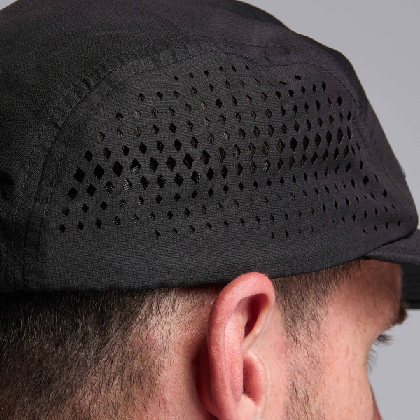Gorra EKOI RUN Negra