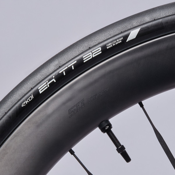 Cubierta TT EKOI Perf 32 TUBELESS READY Negro