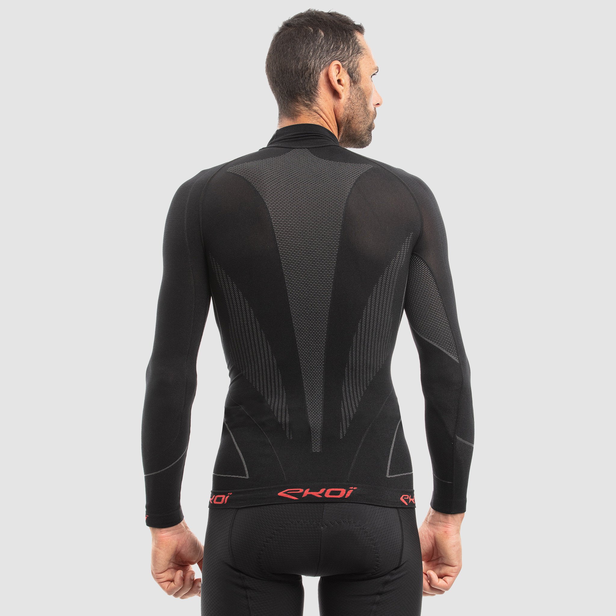 sous-maillot-ekoi-perf-thermo-evo-cuello-alto-negro.jpg