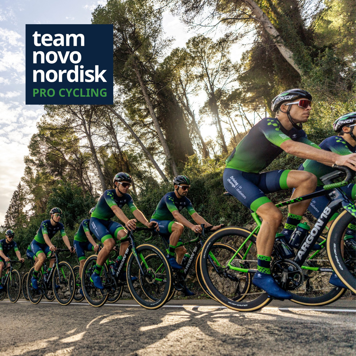 Seguir la carrera PRO GFNY NY en el coche del equi