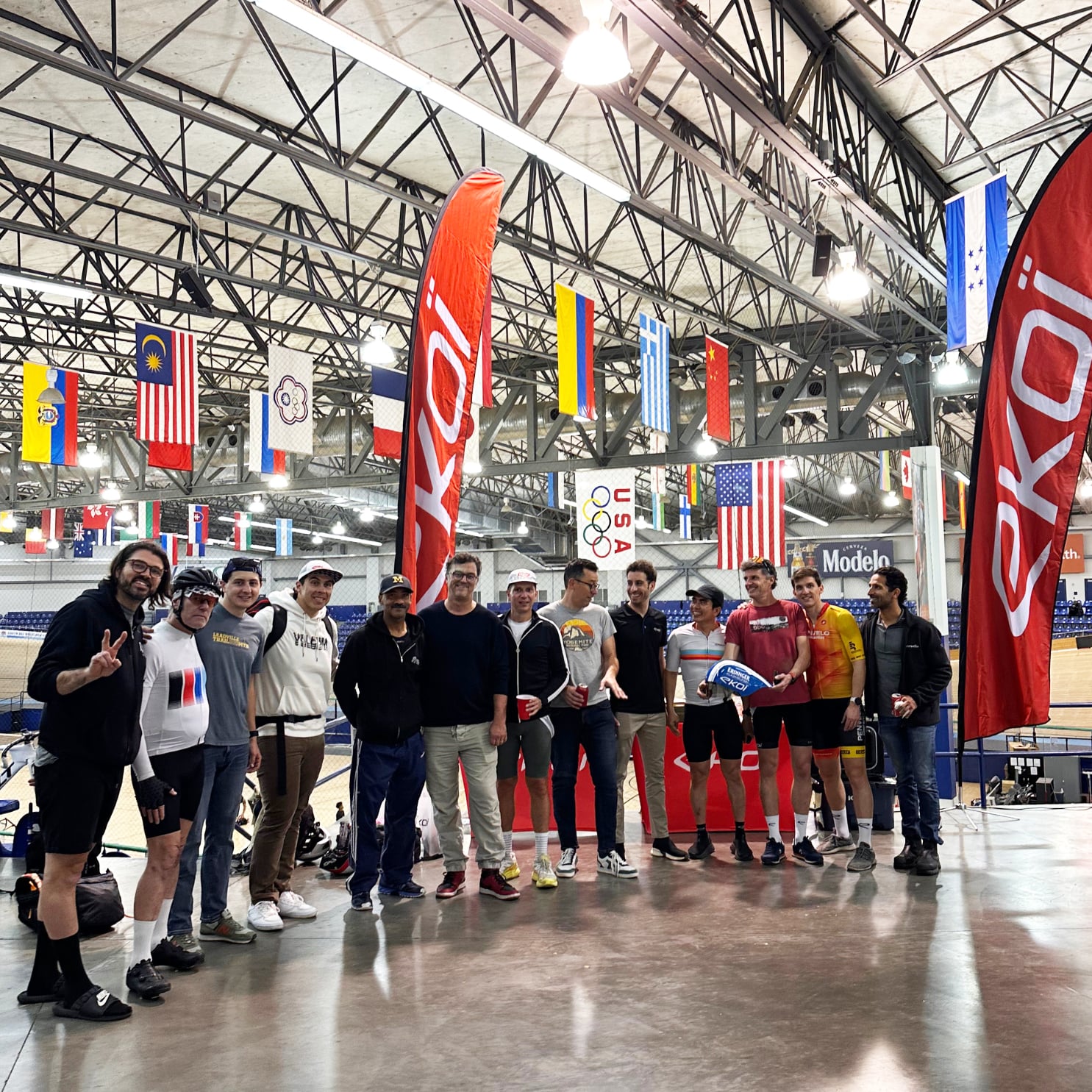 Velódromo LA: 2 Sesiones/Año